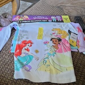 Disney Princess Kids Pajama Set - White and Multicolor